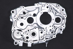 CBF系列 摩托車發(fā)動機箱體、邊蓋